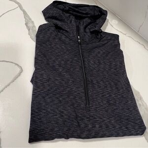 REI Co-OP‎ women's size medium long sleeve hiking performance long 1/4 zip